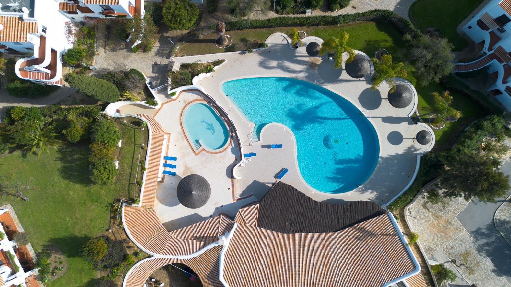 Seacoast Retreat With Pool And Beach Access By Drago Rentals Albufeira Eksteriør bilde